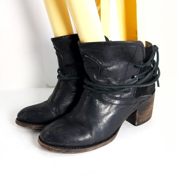 FREEBIRD by Steven Women's CASEY Black Leather Suede Ankle Boots Booties Size 8 - Picture 1 of 15